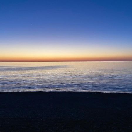 La Vie En Rose Hotel Kobuleti Kültér fotó