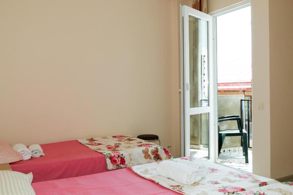 La Vie En Rose Hotel Kobuleti Kültér fotó