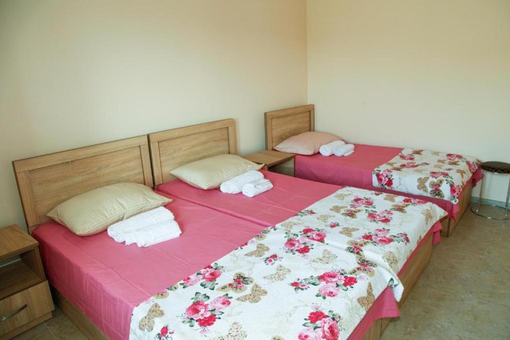 La Vie En Rose Hotel Kobuleti Kültér fotó