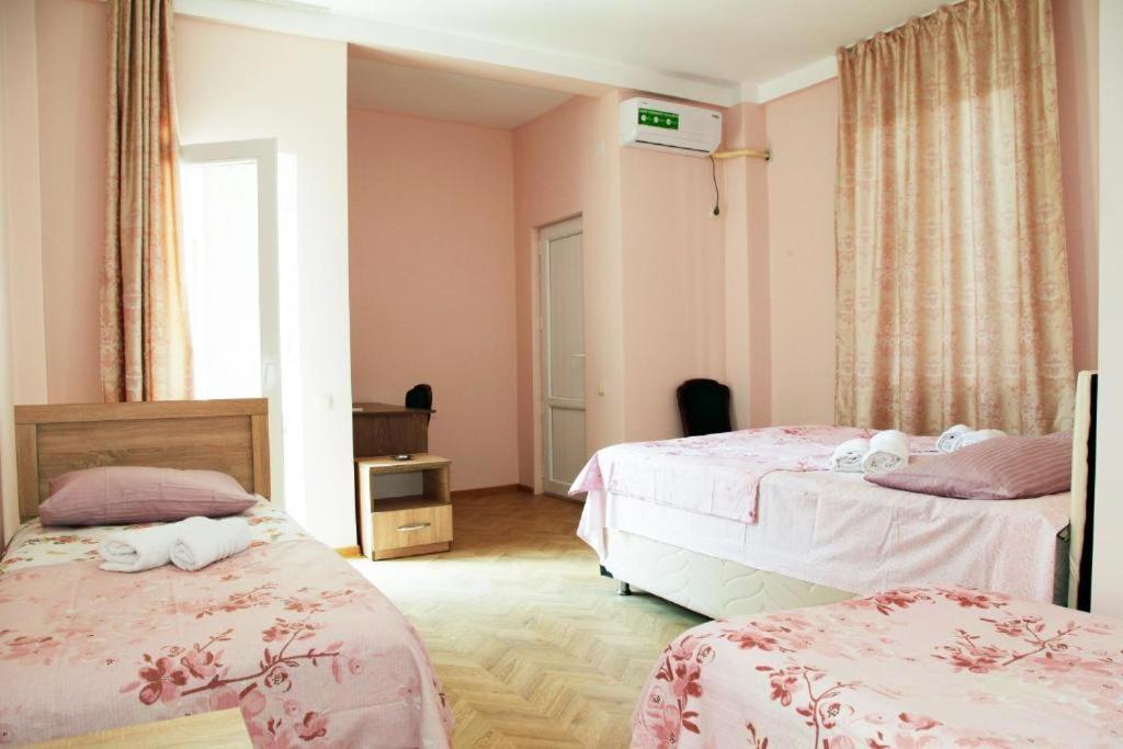 La Vie En Rose Hotel Kobuleti Kültér fotó